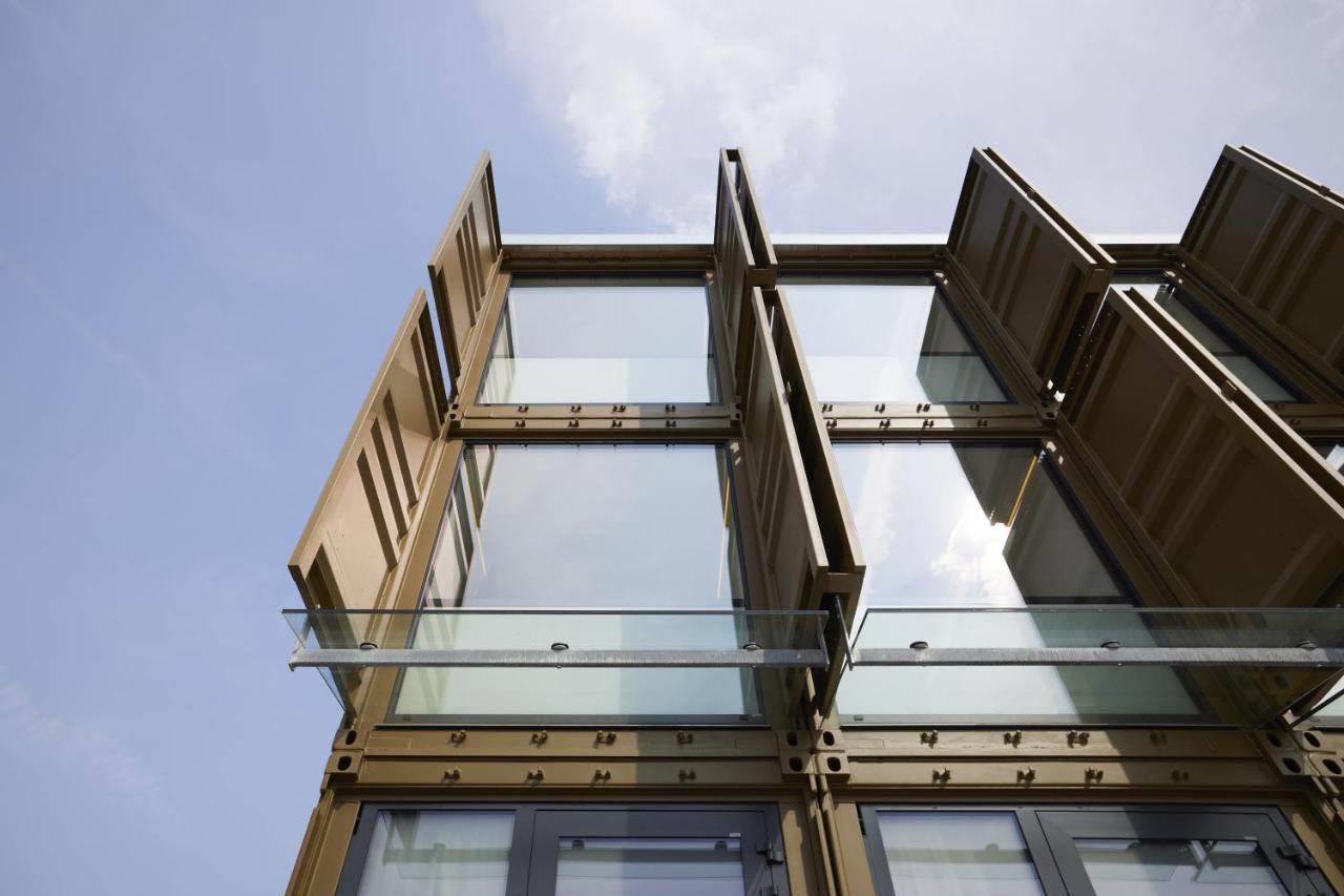 Tin Inn Montabaur L Einfach Gut - Das Hotel Aus Hochwertig Ausgebauten Ueberseecontainern Exterior foto