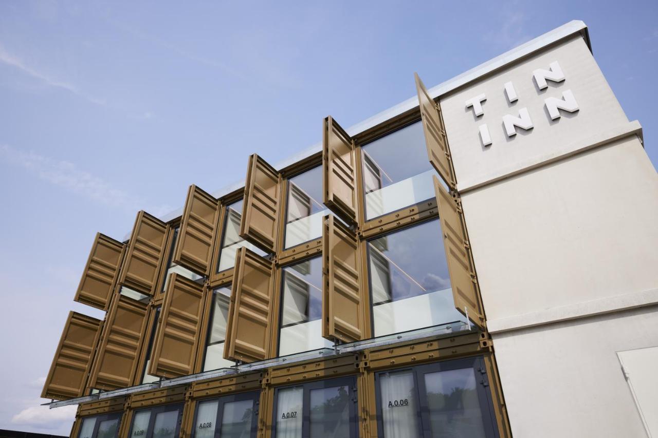 Tin Inn Montabaur L Einfach Gut - Das Hotel Aus Hochwertig Ausgebauten Ueberseecontainern Exterior foto